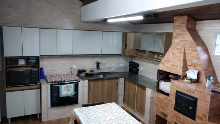 Imagem Casa para Venda em Itanhaém, Parque Augustus, 4 dormitórios, 2 suítes, 2 banheiros, 6 vagas