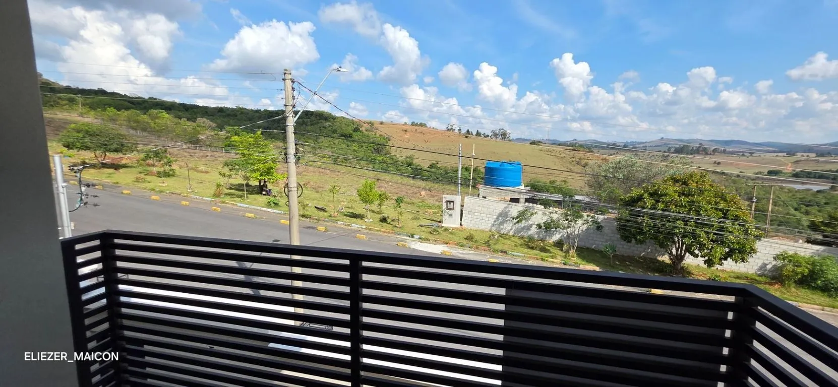 Imagem Casa a venda com 3 quartos no bairro Jardim Acacias em Poços de Caldas - MG
