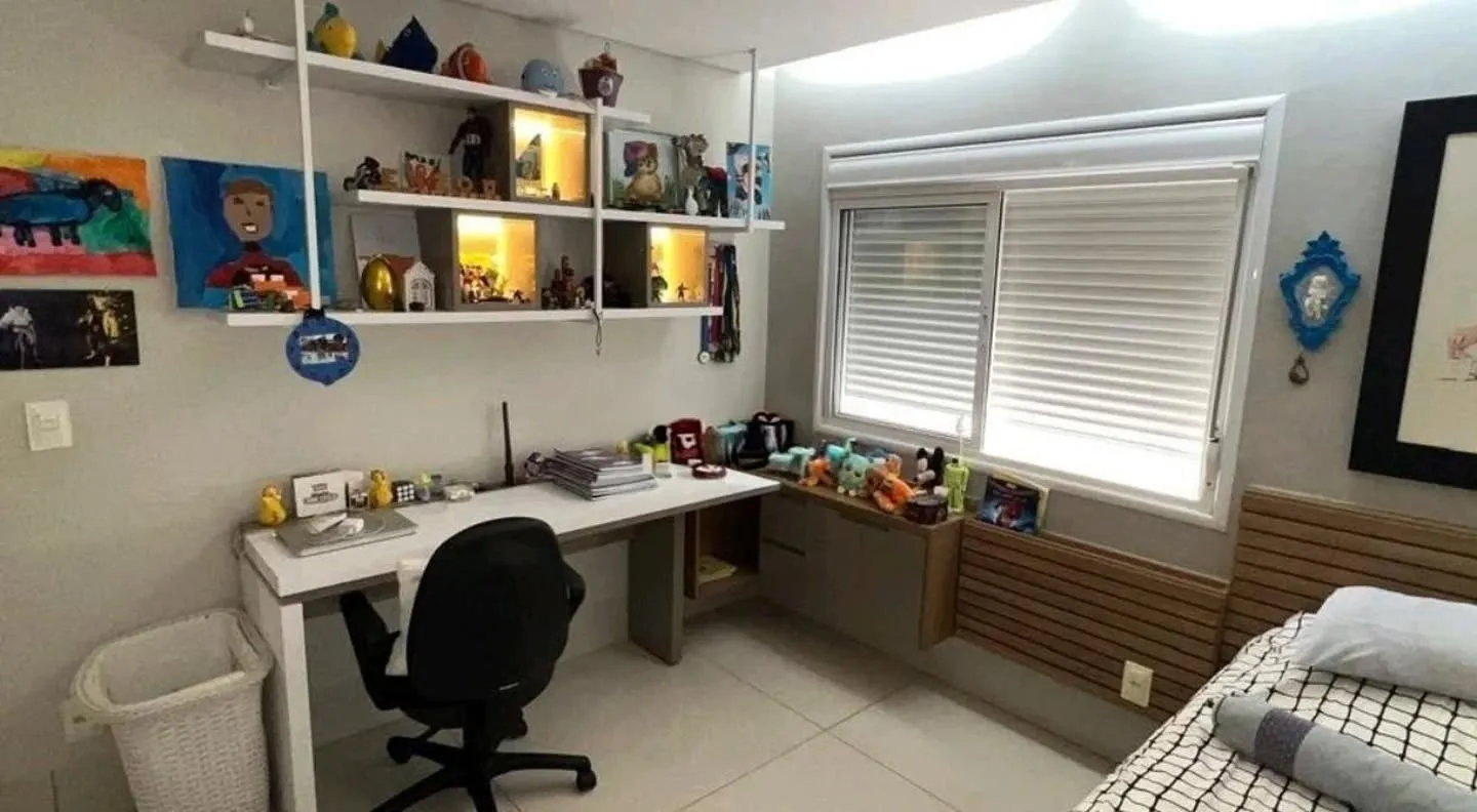 Imagem Magnifica Casa De 4/4 Sendo 3 Suites No Parque Acalanto