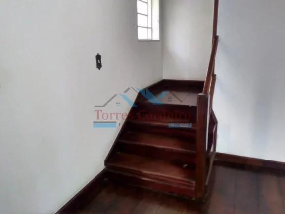 Imagem Sobrado com 3 Quartos e 2 vagas para Alugar residencial ou comercial