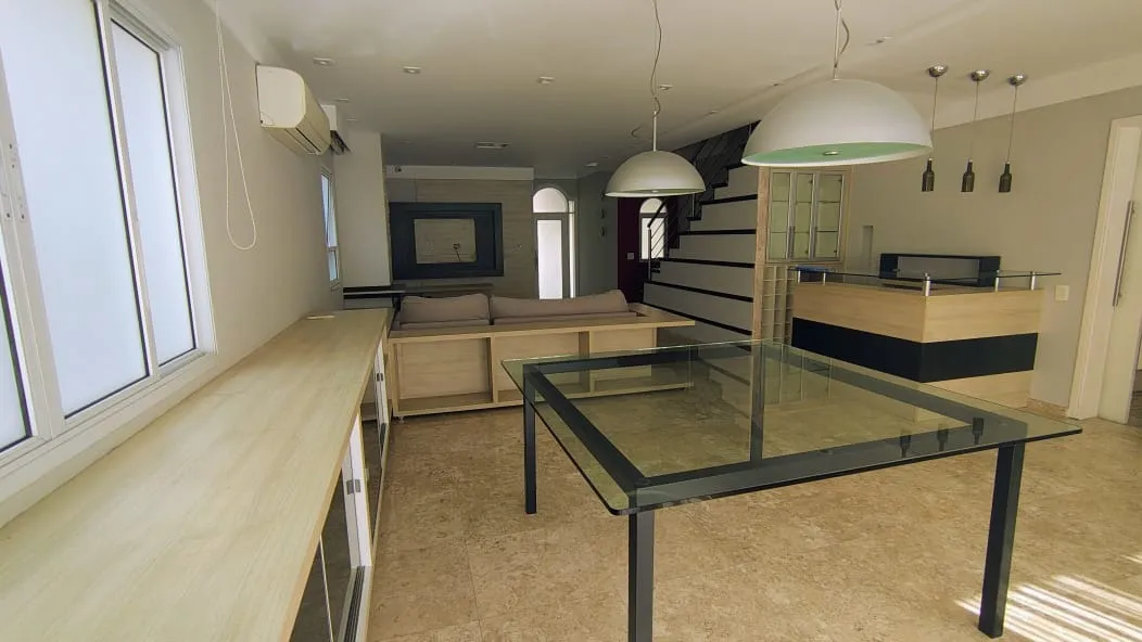 Imagem Casa Térrea com Acessibilidade e Conforto em Alphaville