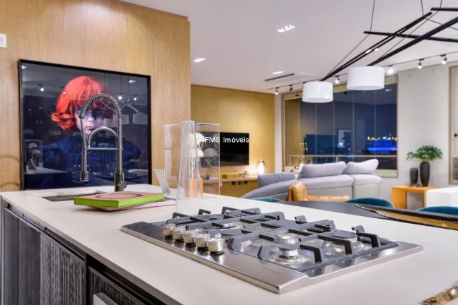 Imagem Apartamento à venda no Itaim Bibi com 3 suítes, 3 vagas, Lindenberg.