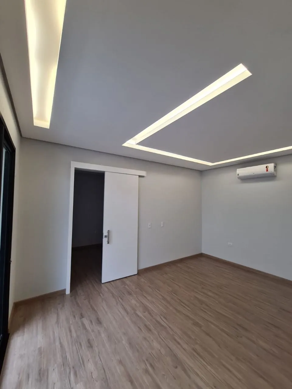 Imagem Casa 230m Umuarama-PR 63