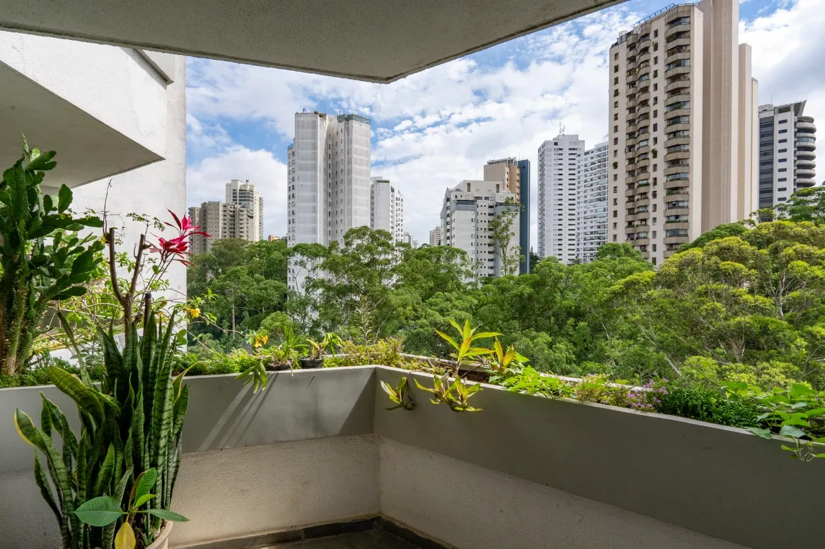 Imagem Apartamento para venda em Vila Andrade com 4 quartos, sendo 3 suítes, 200m2