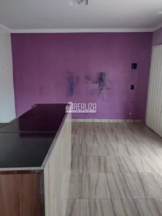 Imagem Casa residêncial com ponto comercial à venda no Residencial Morumbi em Uberaba | 2 dormitórios, churrasqueira e garagem
