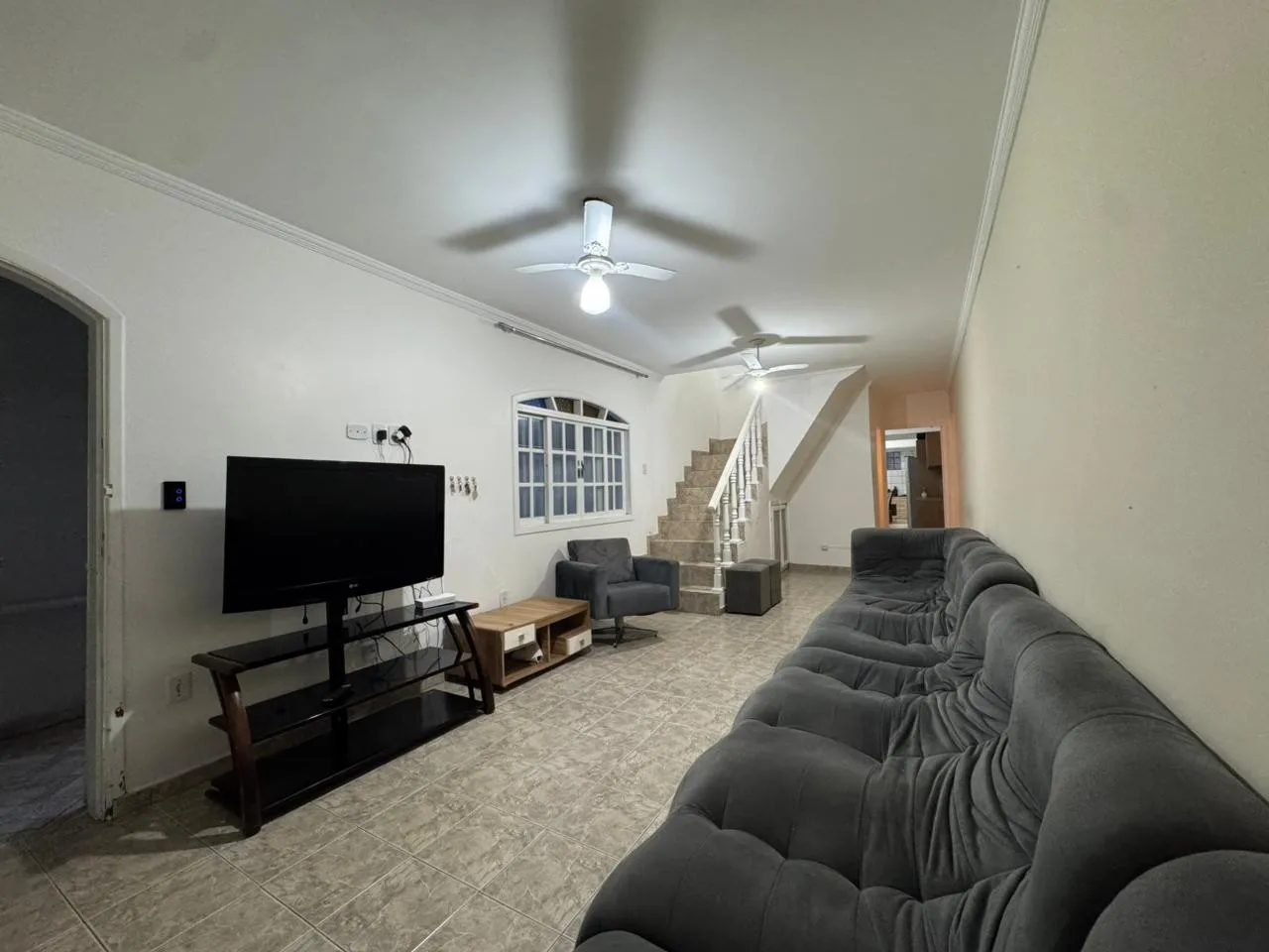 Imagem Casa para Venda em Itanhaém, Jardim Suarão (Interior), 3 dormitórios, 1 suíte, 2 banheiros, 2 vagas