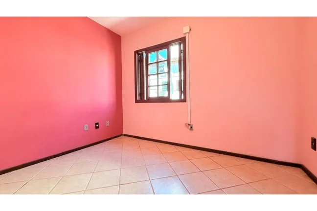 Imagem Casa em Condomínio para venda no bairro Vila Nova em Porto Alegre