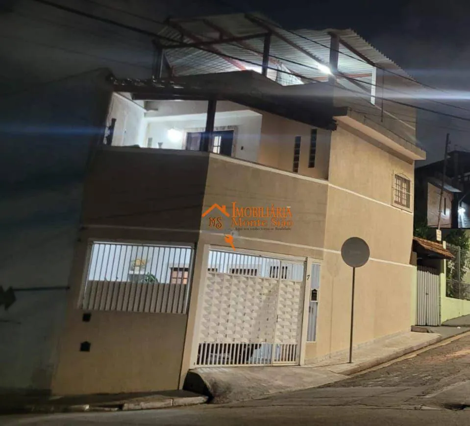 Imagem Sobrado com 2 dormitórios à venda, 184 m² por R$ 499.000,00 - Jardim Flor da Montanha - Guarulhos/SP