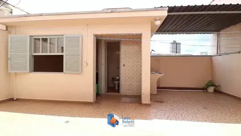 Imagem Casa para venda em Parque Peruche com 4 quartos, sendo 1 suíte, 228m²
