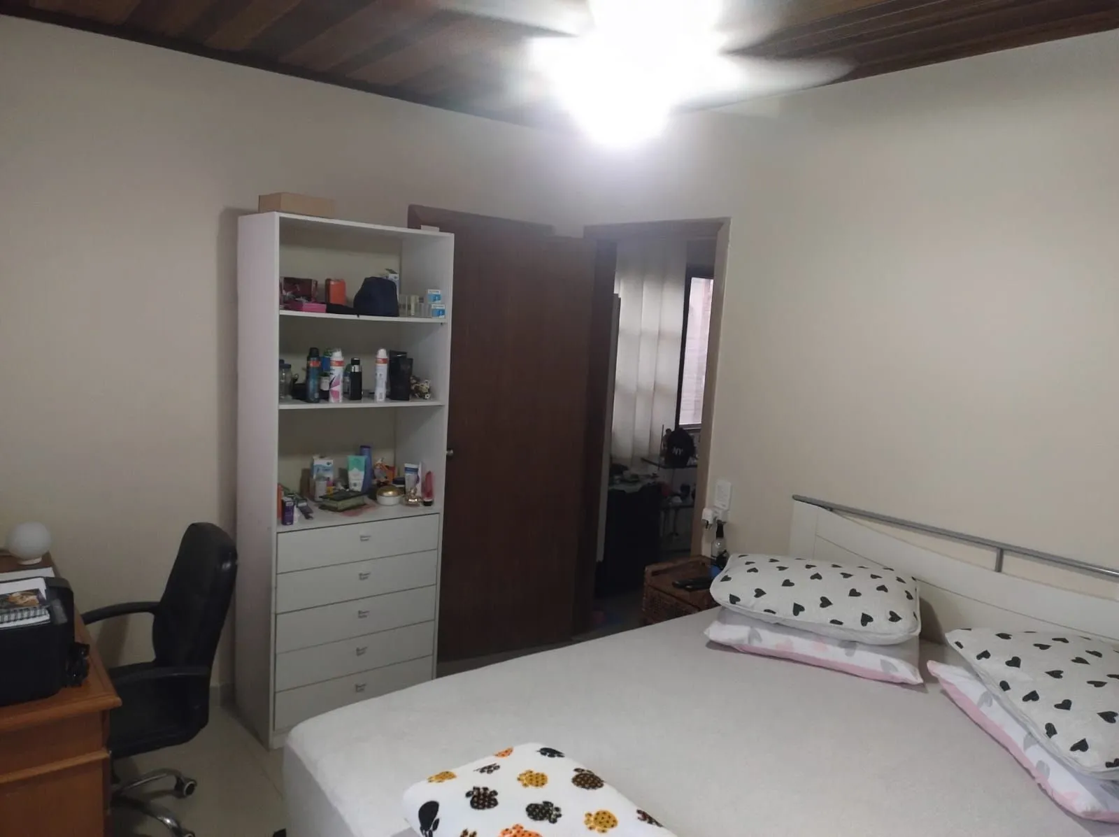 Imagem Casa para Venda - 182m², 2 dormitórios, sendo 1 suites, 3 vagas - Lami