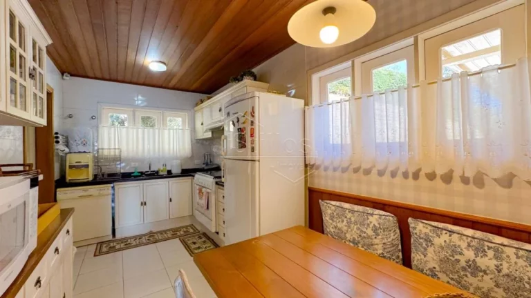 Imagem Casa de condomínio em Campos do Jordão