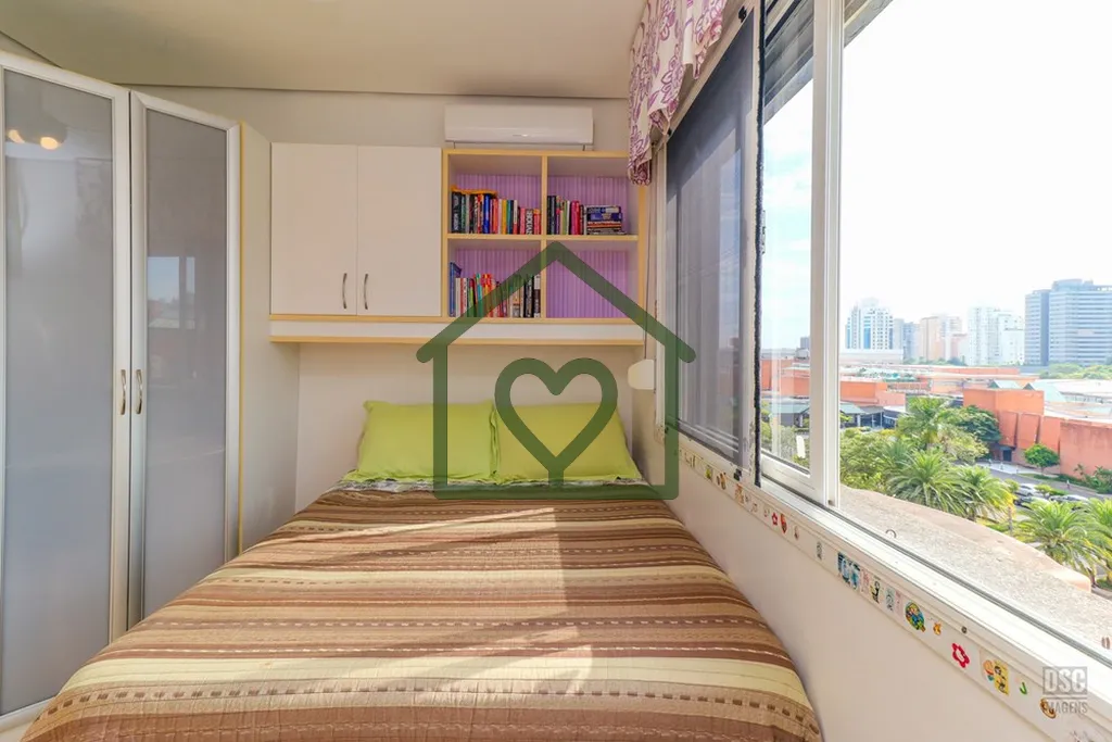 Imagem LINDA COBERTURA DE 200M² , 3 dormitórios sendo 1 suíte, 2 banheiros social, mais banheiro auxilia...