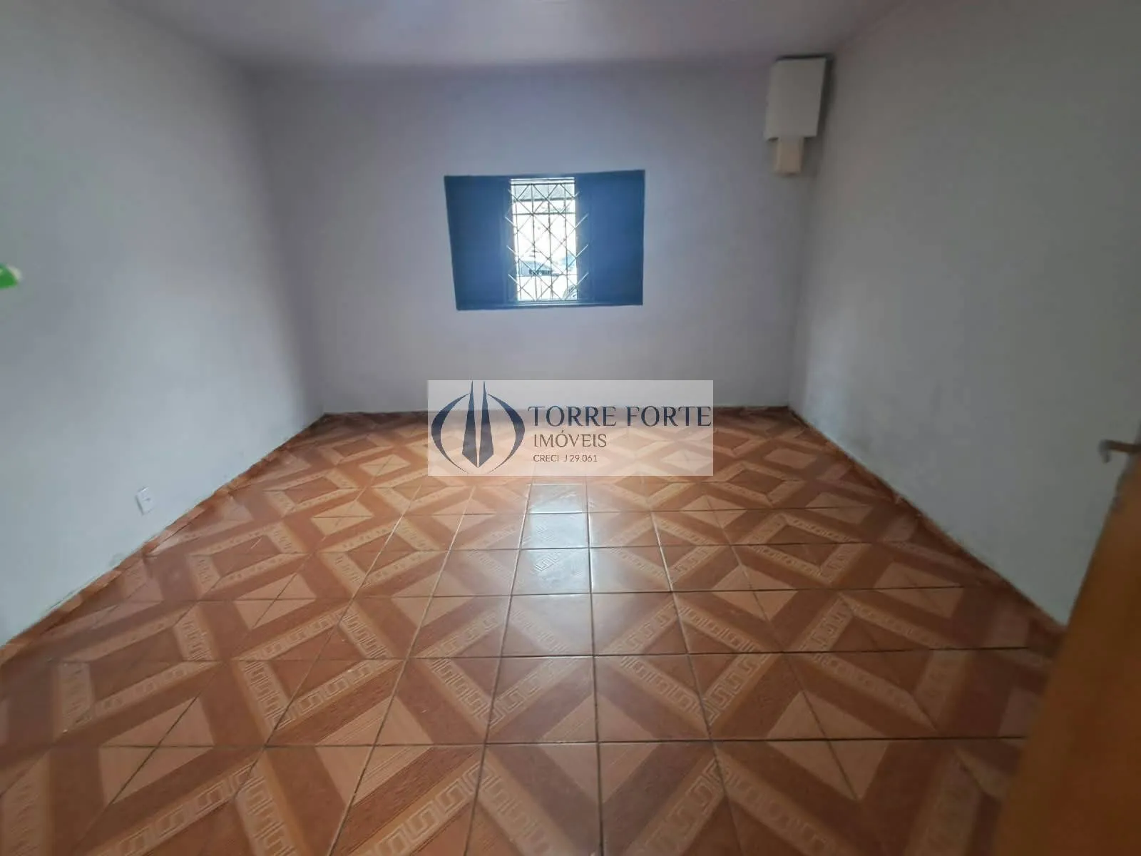 Imagem Casa 2 dormitórios 1 banheiro 4 vagas na Vila Carrão