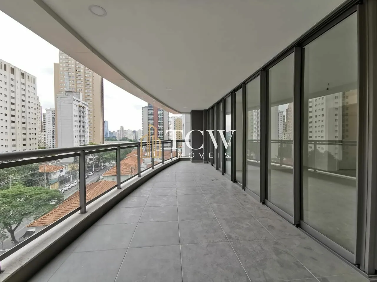 Imagem Apartamento Padrão 3 dorm no Itaim Bibi