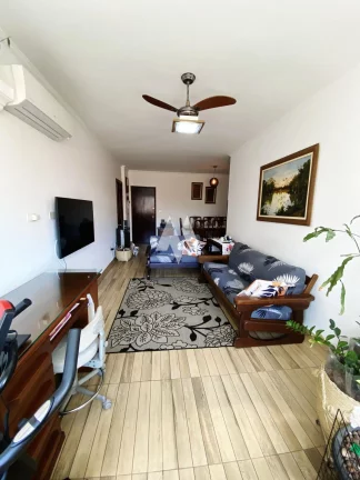 Apartamento de 2 quartos,dependência, 1 vaga - Campo Grande/Santos
