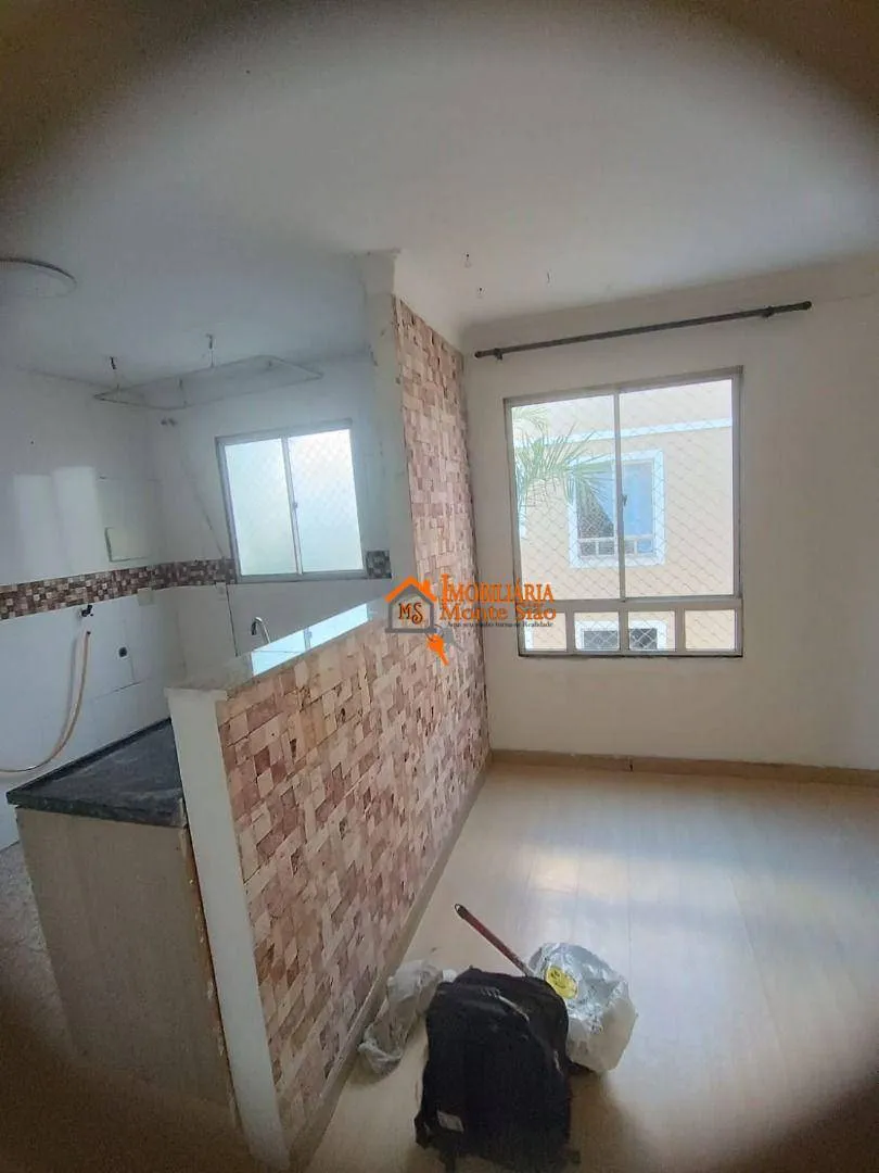 Imagem Apartamento com 2 dormitórios à venda, 42 m² por R$ 240.000,00 - Água Chata - Guarulhos/SP