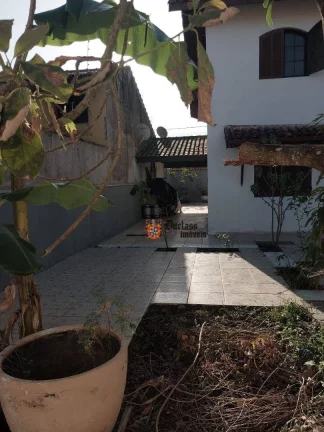 Imagem Sobrado com 3 dormitórios à venda, 178 m² por R$ 540.000,00 - Estância Balneária Belmira Novaes - Peruíbe/SP