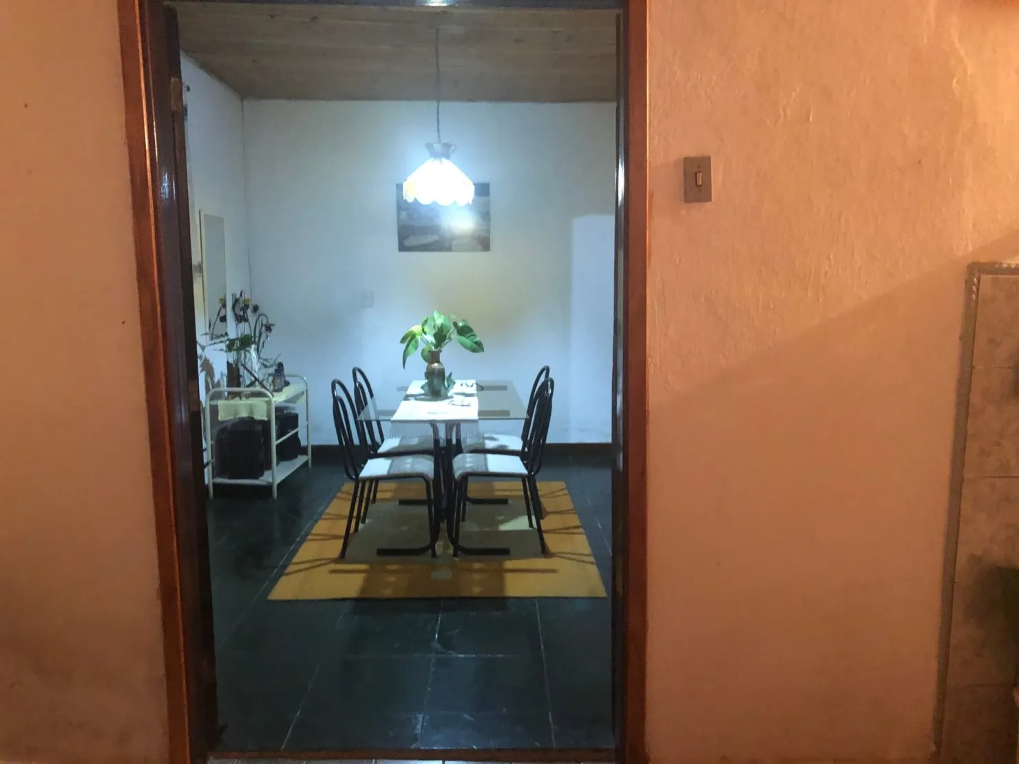 Imagem Casa à venda 2 Quartos, 4 Vagas, 250M², Jardim Eloyna, Pindamonhangaba - SP