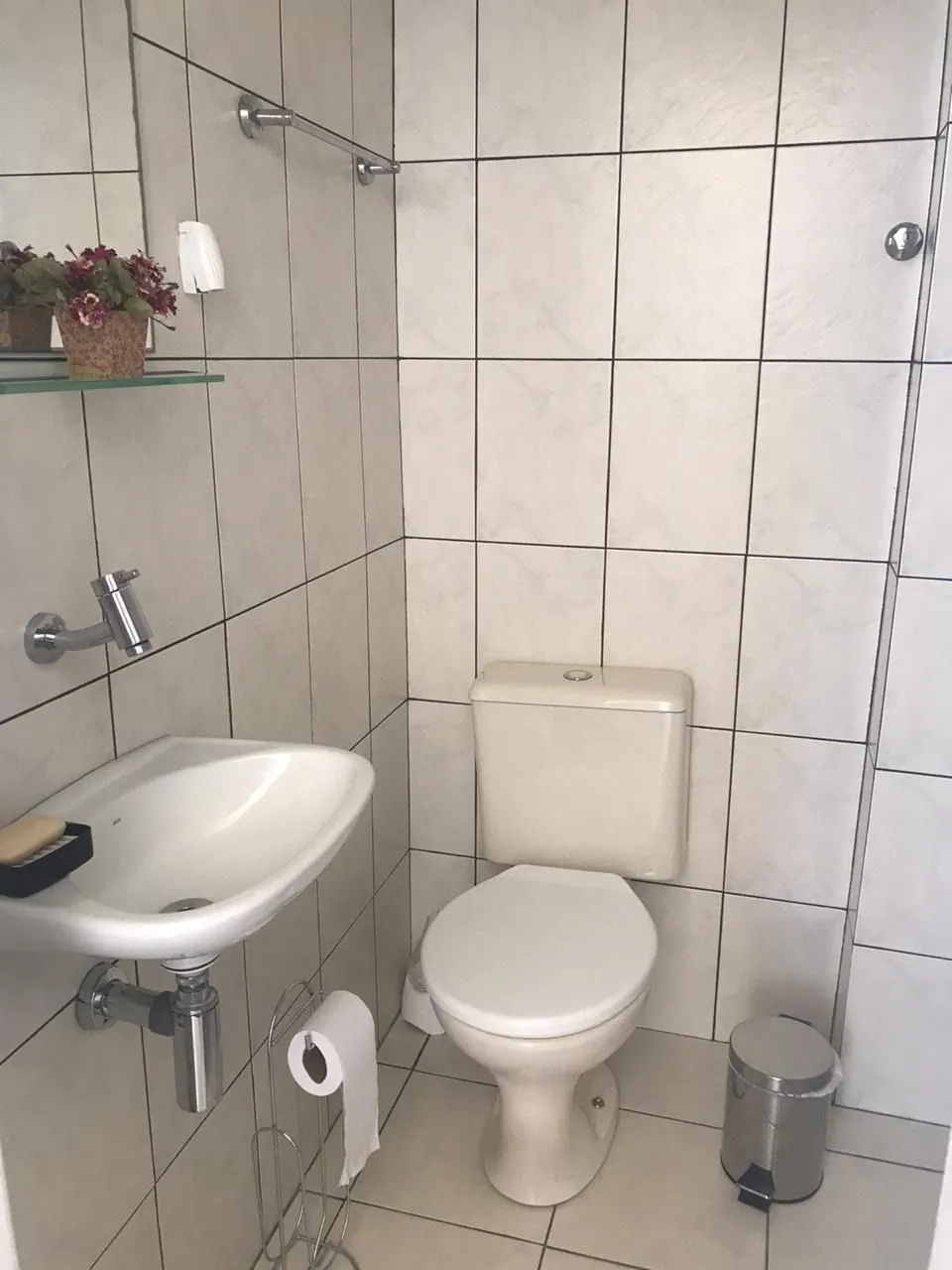 Imagem APARTAMENTO, 3 DORMITÓRIOS, 2 VARANDAS, BAIRRO CRISTAL, PORTO ALEGRE/RS