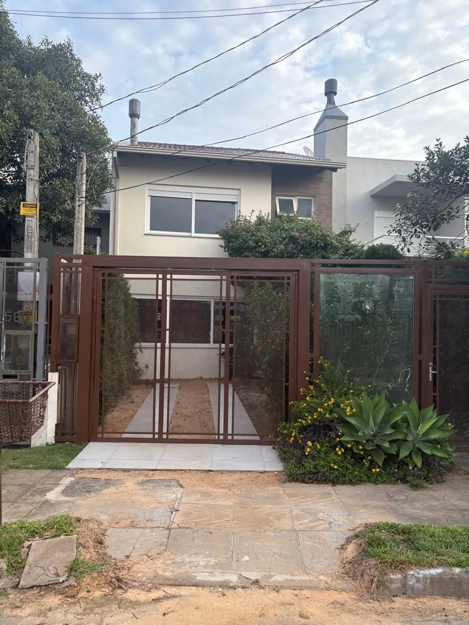 Imagem Sobrado em Hípica