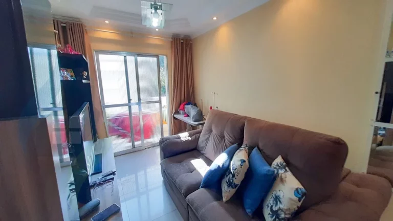 Imagem Apartamento, 2 dorms sendo 1 suíte, 2 banheiros, 1 vaga - Taboão - SBC/SP