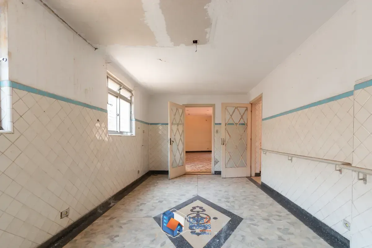Imagem Casa para venda em Aclimação com 4 quartos, 334m²