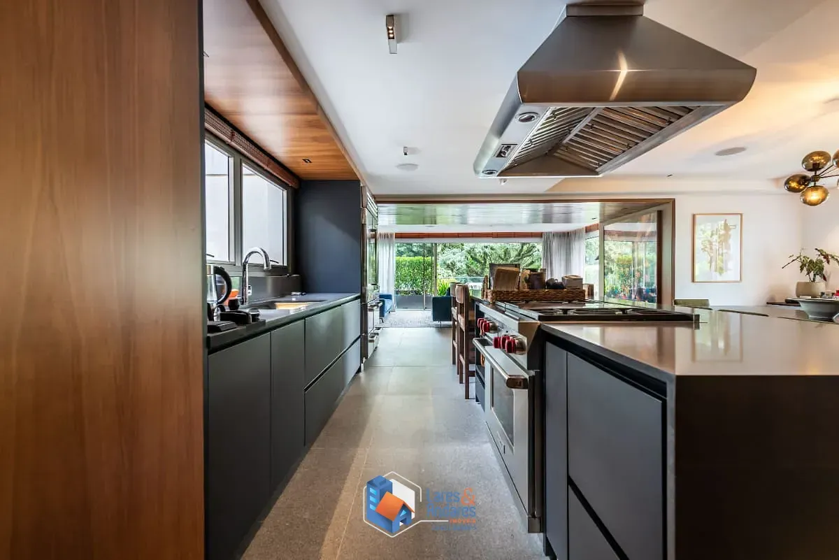 Imagem Casa no condomínio Bothanica Alto de Pinheiros para venda com 4 quartos, sendo 4 suítes, 925m²