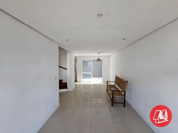 Imagem Sobrado com 3 dormitórios à venda, 100 m² por R$ 300.000,00 - Santa Tereza - Porto Alegre/RS