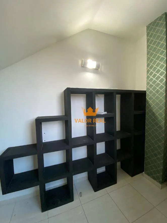 Imagem Investimento de Oportunidade: Sala Comercial Finamente Decorada, 24,5 m2 dividios em 2 salas no Boulevard Samambaia, Jundiaí!