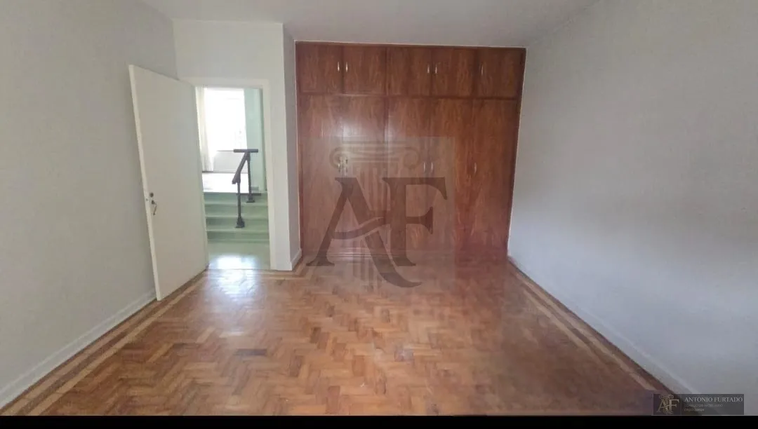 Imagem Casa à venda em Jardim Londrina, São Paulo