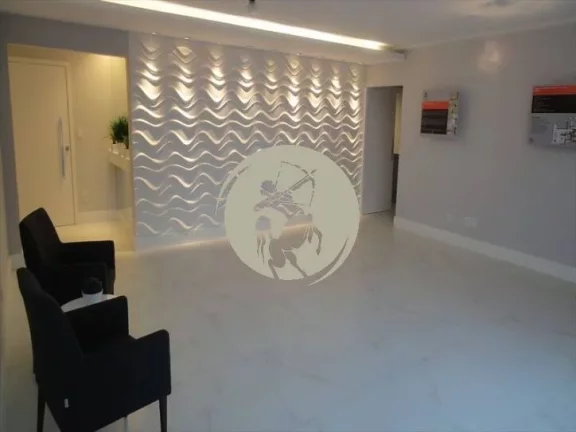 Imagem OPORTUNIDADE NO EMBARÉ TODO REFORMADO NA QUADRA DA PRAIA, APARTAMENTO AMPLO, TOTALMENTE REFORMADO C...