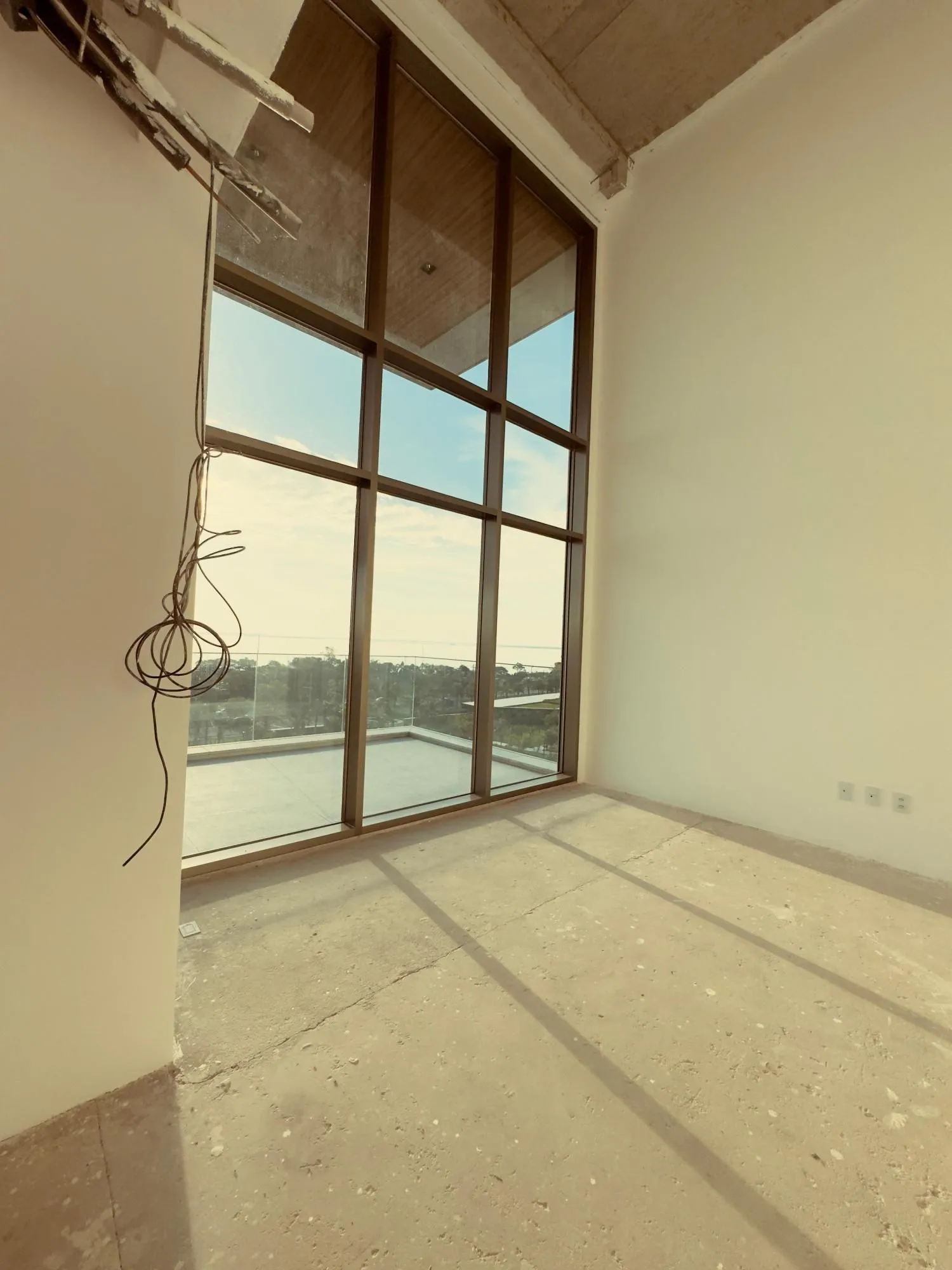 Imagem LUXO, EXCLUSIVIDADE E A MAIS BELA VISTA DO GUAÍBA