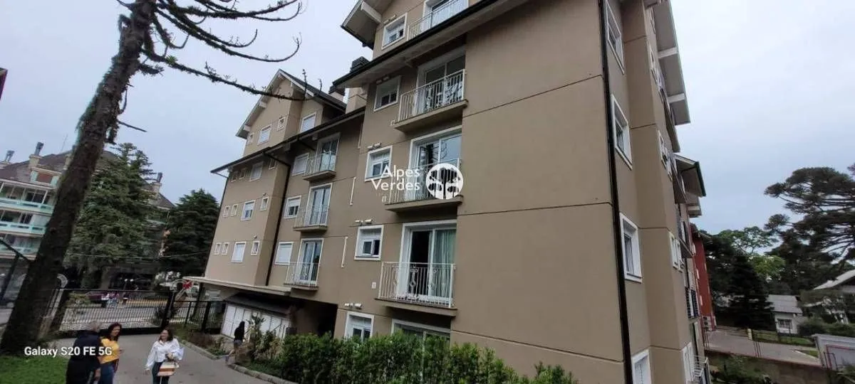 Foto do imóvel Vende-se Apartamento no Centro de Gramado, com 2 quartos