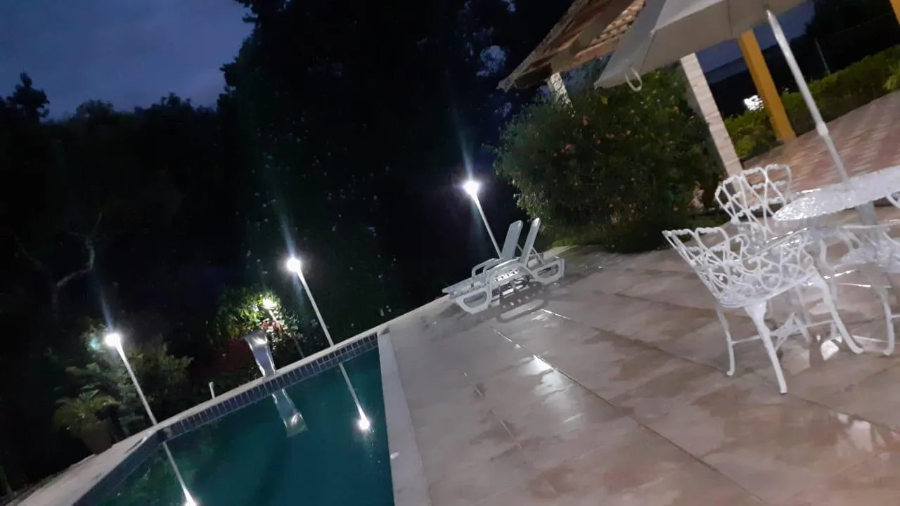 Imagem Vendo ótima chácara em Contagem/MG com 2.500 m² de área total,
