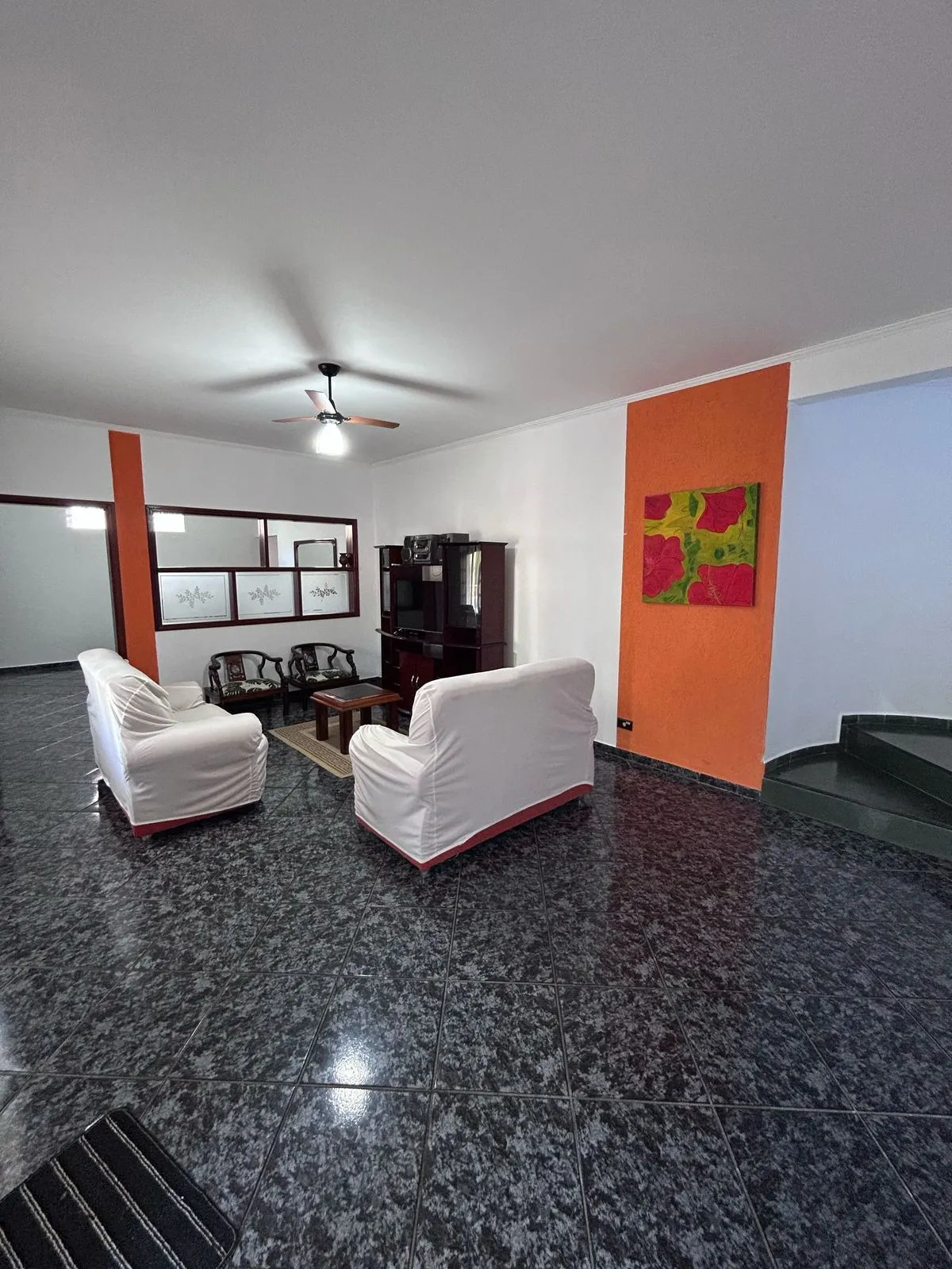 Imagem Oportunidade em Iperó - Chácara com amplo espaço ( Porteira Fechada )