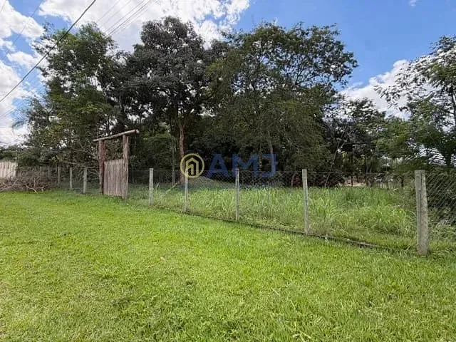 Foto do imóvel Terreno no Condomínio Cuntryville em Endereço não informado
