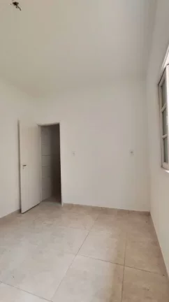 Imagem Conheça nossa casa geminada com 2 dormitórios, sendo 1 suíte, sala,cozinha e área de serviço. Perfeita para quem busca conforto e praticidade. Á venda Imobiliaria Consulte Imoveis.