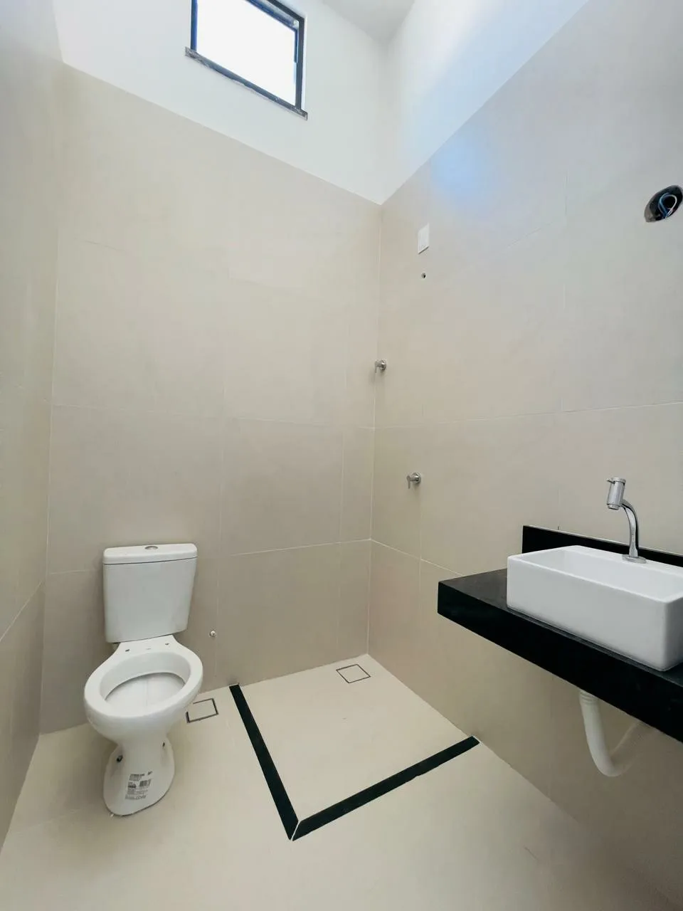 Imagem Casa 3 Quartos Com Controle de Acesso - Eusébio