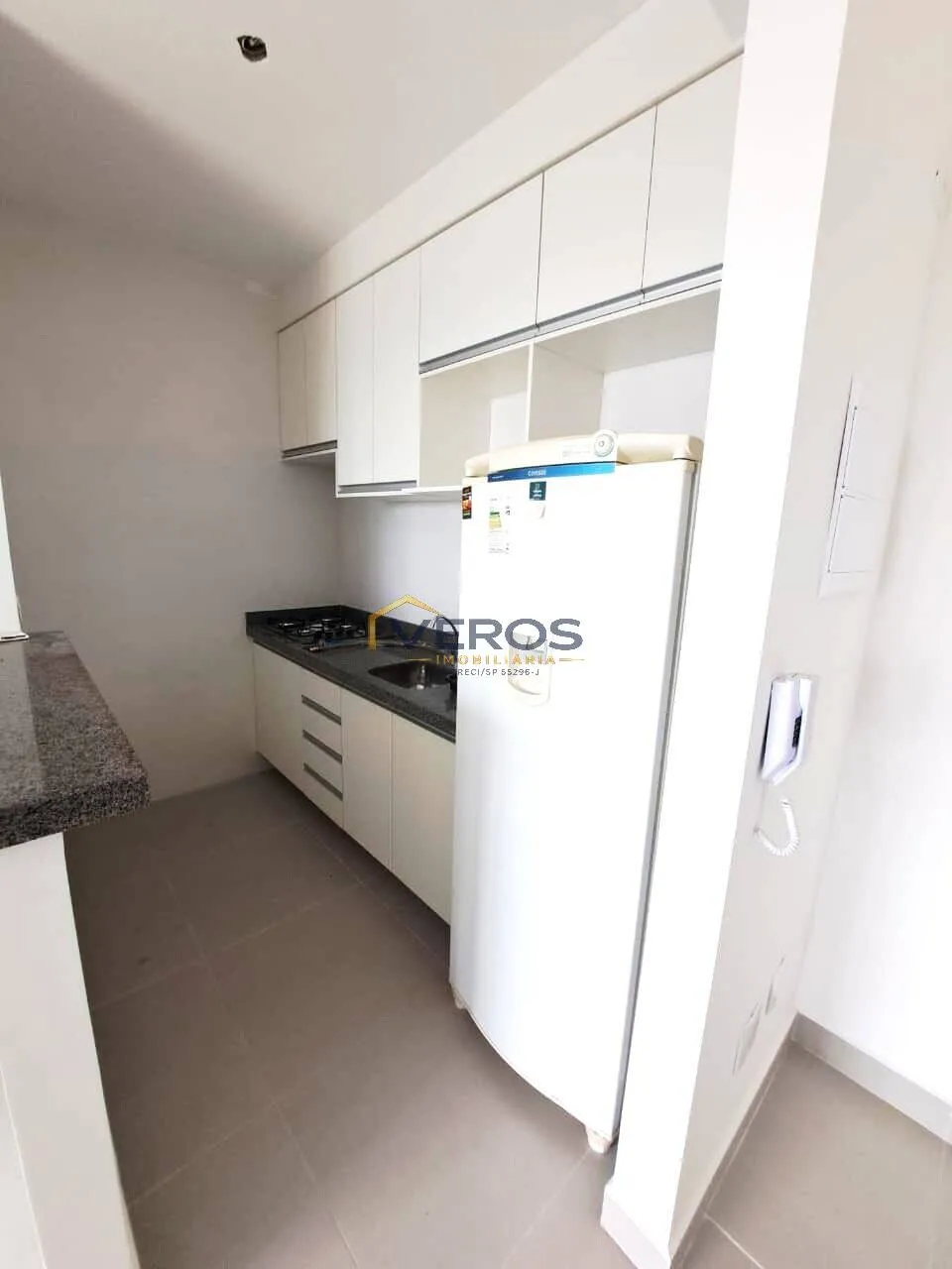 Imagem Apartamento Mobiliado de 1 Dormitório Próximo à UNITAU - Britânia