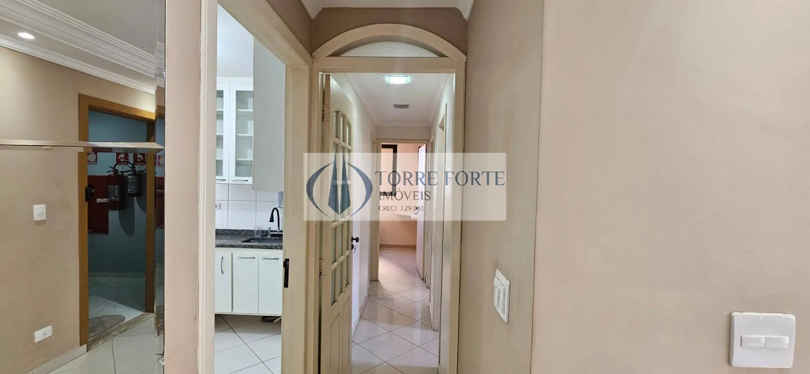 Imagem Ótimo apartamento 3 dormitórios, sala para 2 ambientes, cozinha, 1 vaga, ZN