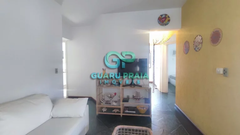 Imagem 3 dormitórios, sendo 1 suíte com sacada, banheiro social e de serviço, totalizando 3 banheiros, sala ampla para dois ambientes com sacada, cozinha e lavanderia, 1 vaga de garagem.