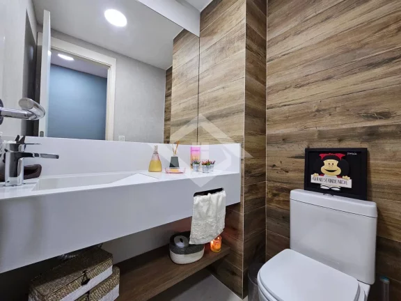 Imagem Apartamento Majestic Elegante – 4 suítes, 166m², Sol Poente, Vista Livre
