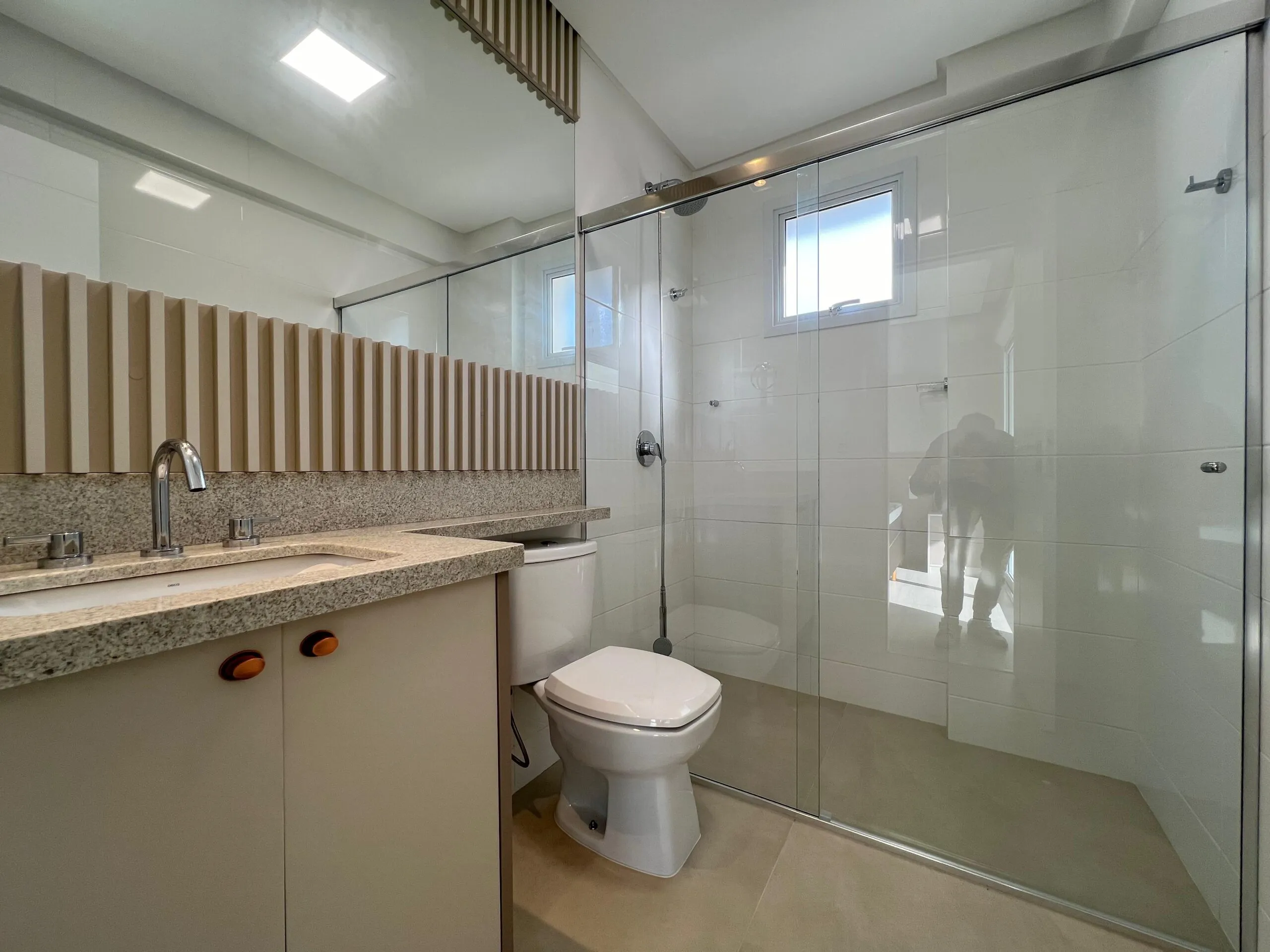Imagem Apartamento com vista para o mar à venda com 138.38m2 por R$ 3.490.000,00