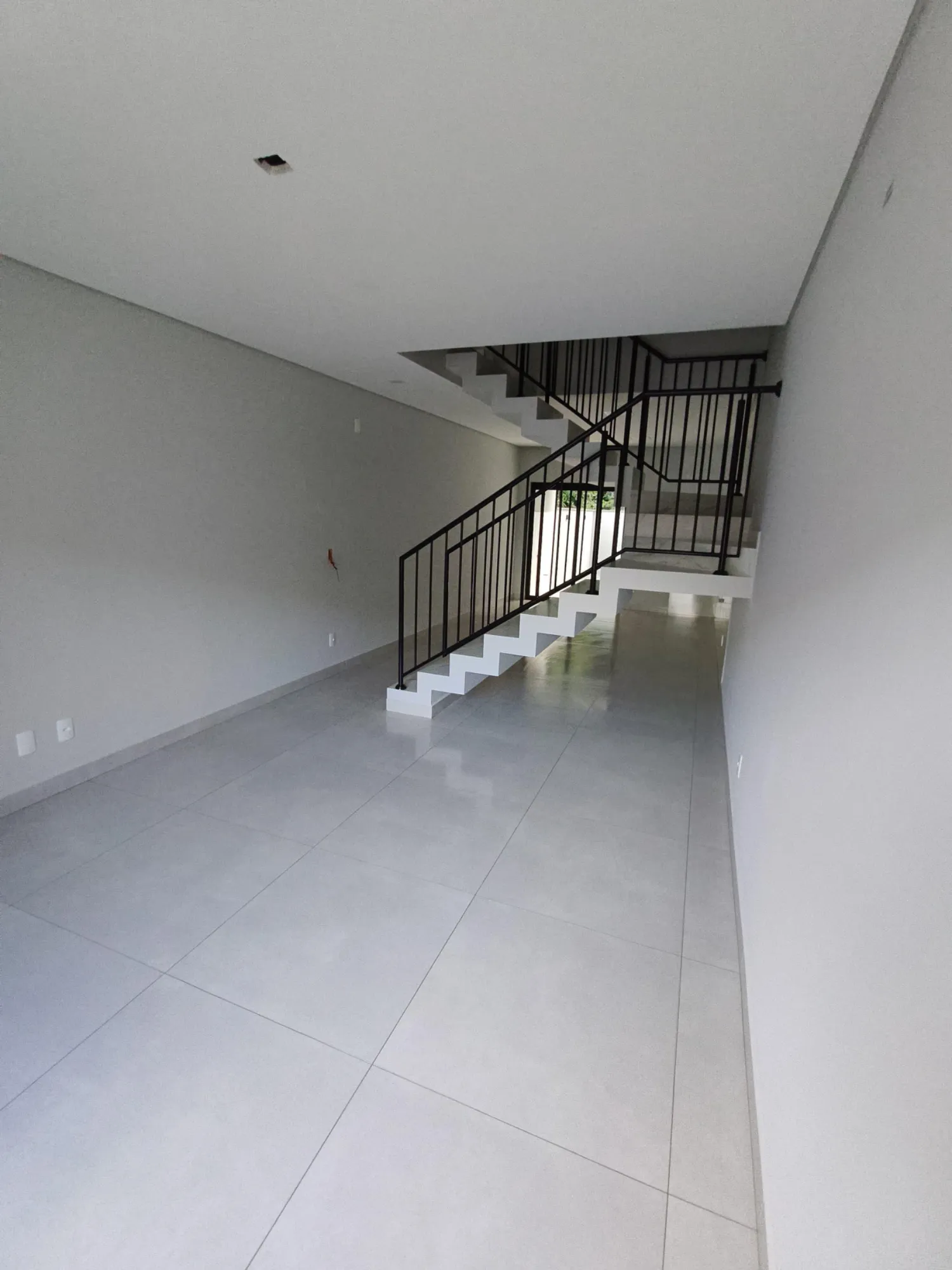 Imagem Sobrado com 3 Quartos à Venda, 125 m² em Floresta - Joinville