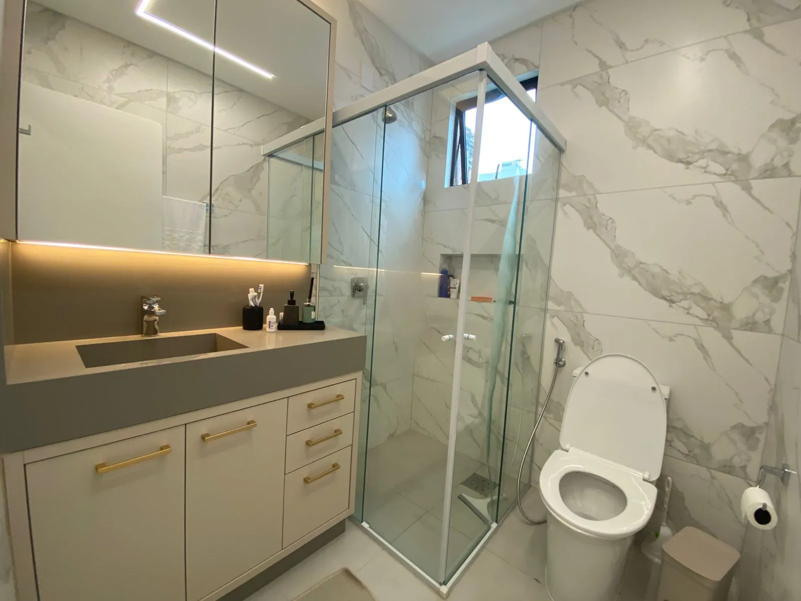 Imagem Apartamento com vista para o mar à venda com 135m2 por R$ 3.000.000,00