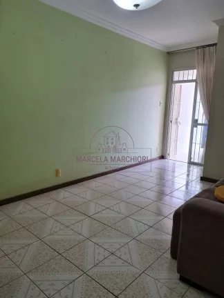 Imagem Apartamento 3 quartos a uma quadra do mar em Itapuã