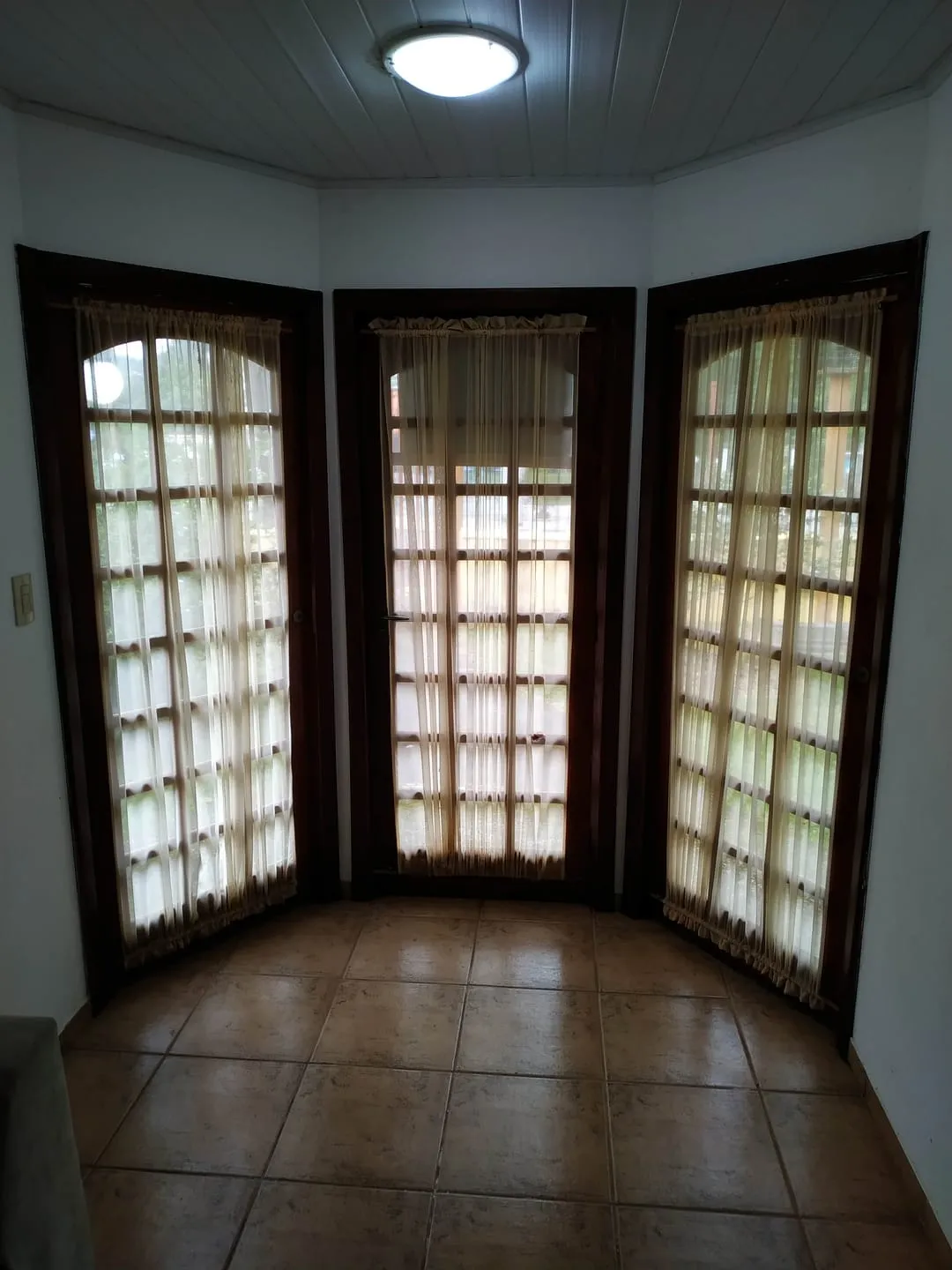 Imagem Chácara à venda 2 Quartos, 1 Suite, 5 Vagas, 2036M², Parque Lago Azul, Pindamonhangaba - SP