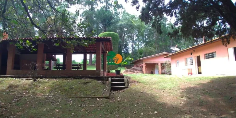 Imagem Chácara para Venda em Araçariguama, Chácara Dora, 2 dormitórios, 1 suíte, 2 banheiros