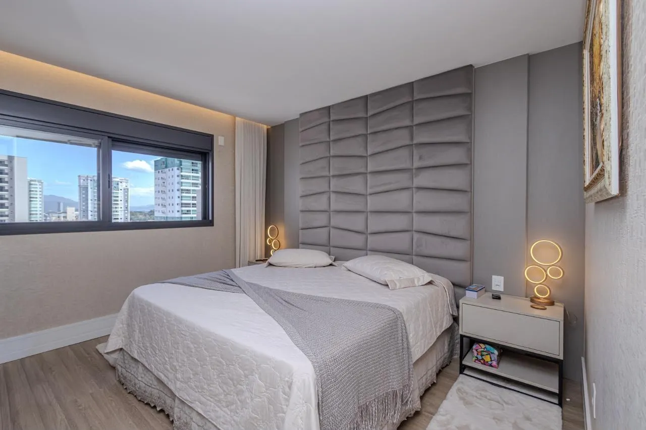 Imagem Apartamento com vista para o mar à venda com 176.8m2 por R$ 8.500.000,00