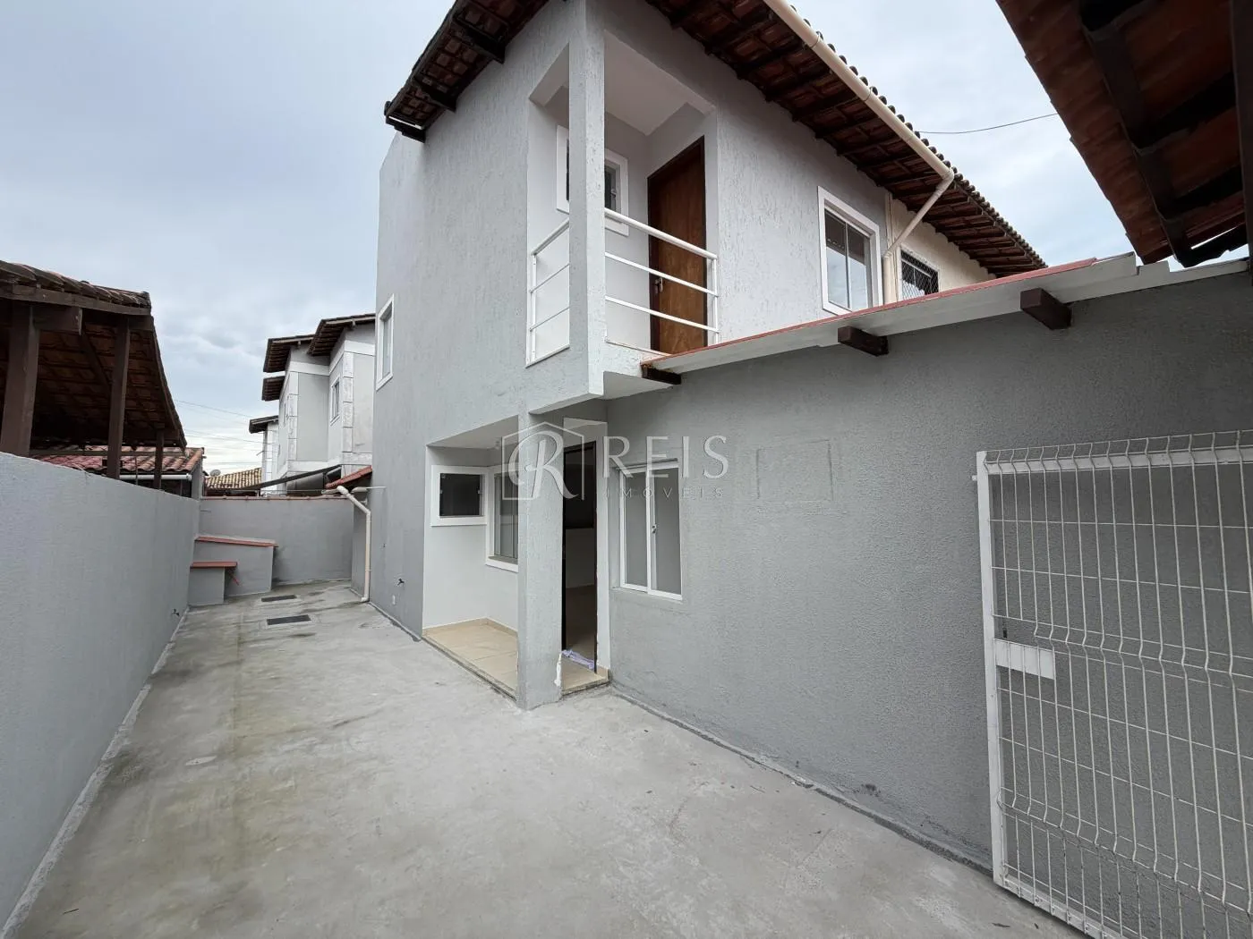 Imagem Casa para Venda em Rio das Ostras, Chácara Mariléa, 2 dormitórios, 2 banheiros, 2 vagas
